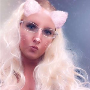 Meet your Posher, Cheri